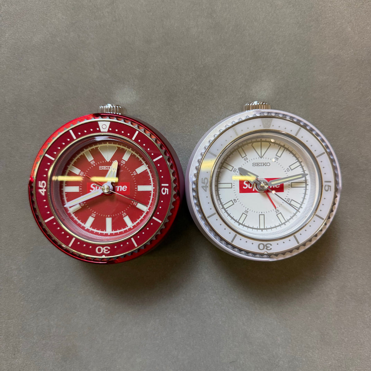supreme@/seiko mai alarm clock Red SUPREME SEIKO MAI ALARM CLOCK