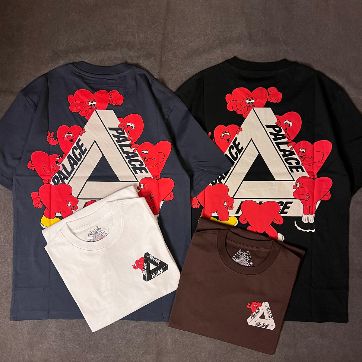 PALACE TRI-HEARTS T-SHIRT – Trade Point_HK