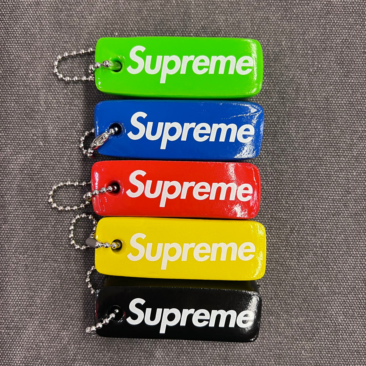 Supreme Floating Keychain Fade Blue 青 最大48%OFFクーポン - 小物