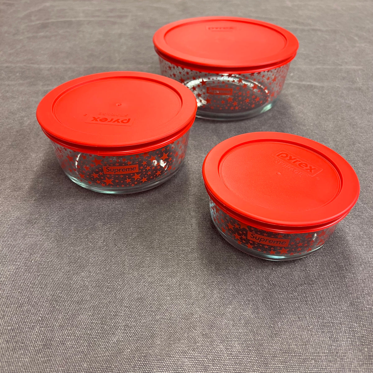 Supreme Pyrex Bowls (Set of 3) Red - FW23 - US