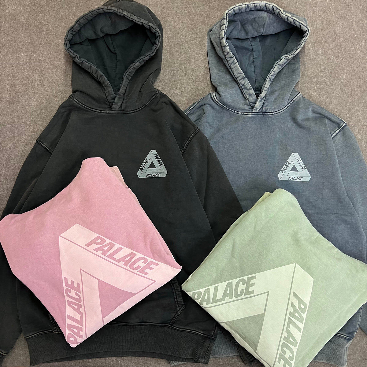 PALACE WASHED OUT TRI-FERG HOOD