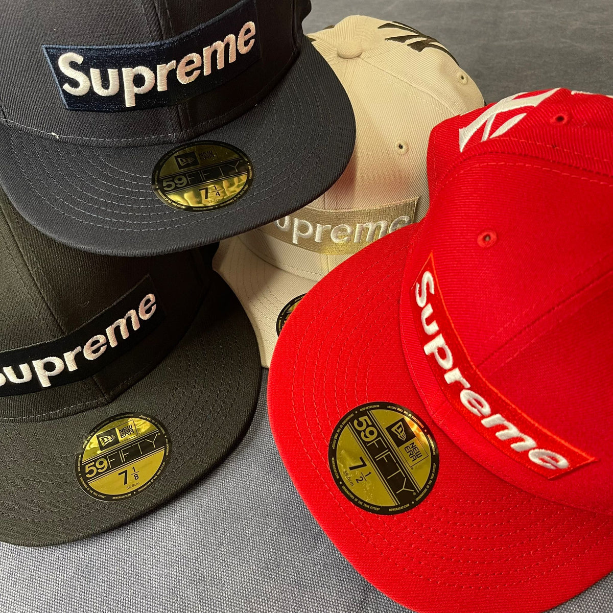 Supreme x New Era Champions Box Logo Hat 'Red