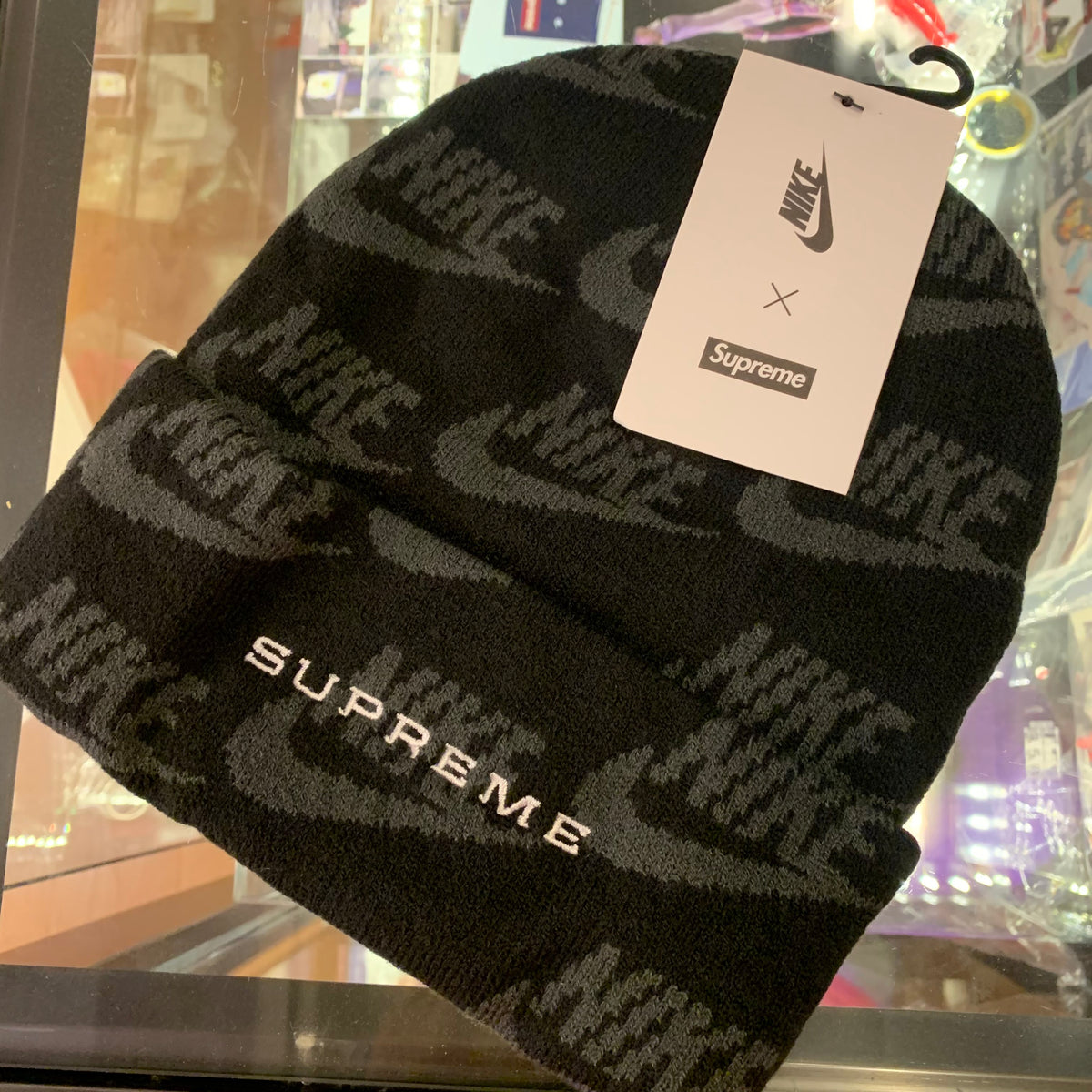 SUPREME NIKE JACQUARD LOGO BEANIE