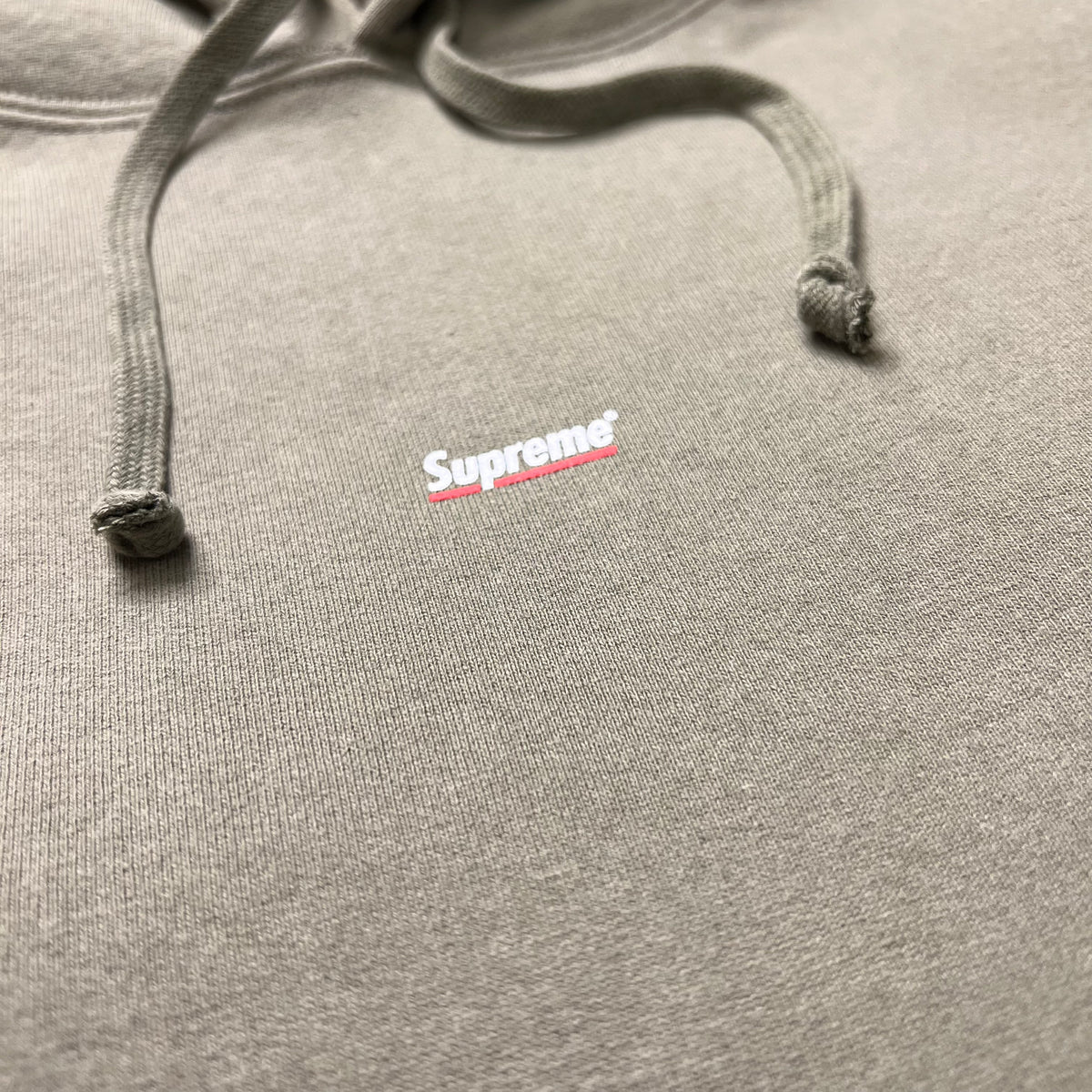 supreme underline hoodie