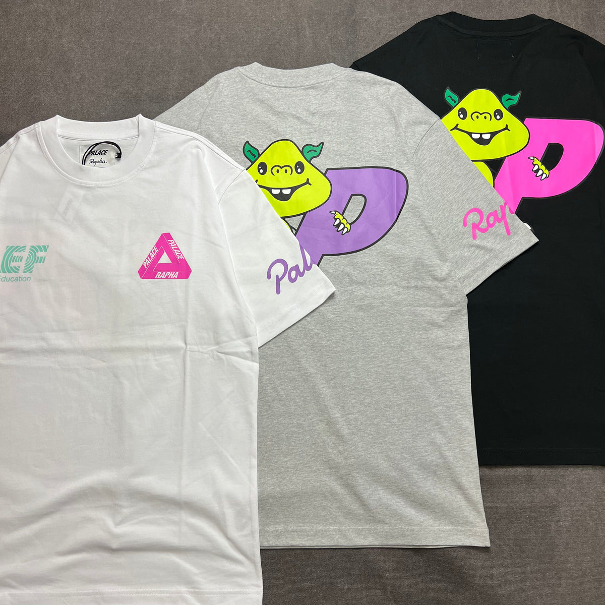 Palace Tシャツ Mサイズ PAL-WALK T-SHIRT 白 - トップス