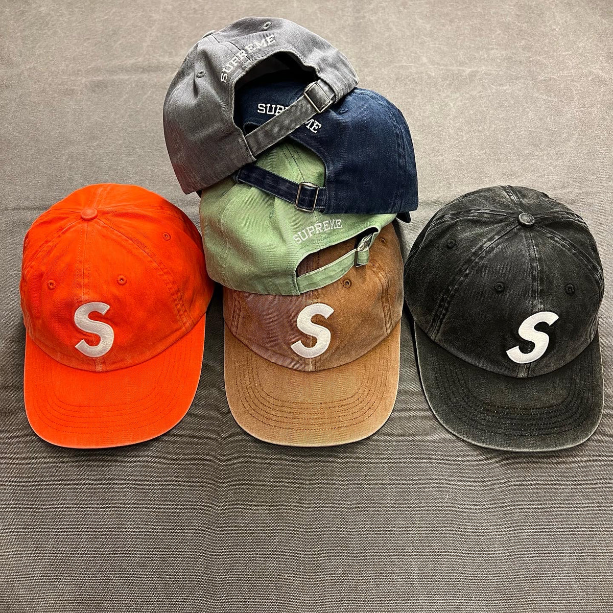 SUPREME PIGMENT PRINTS S LOGO 6-PANEL – Trade Point_HK