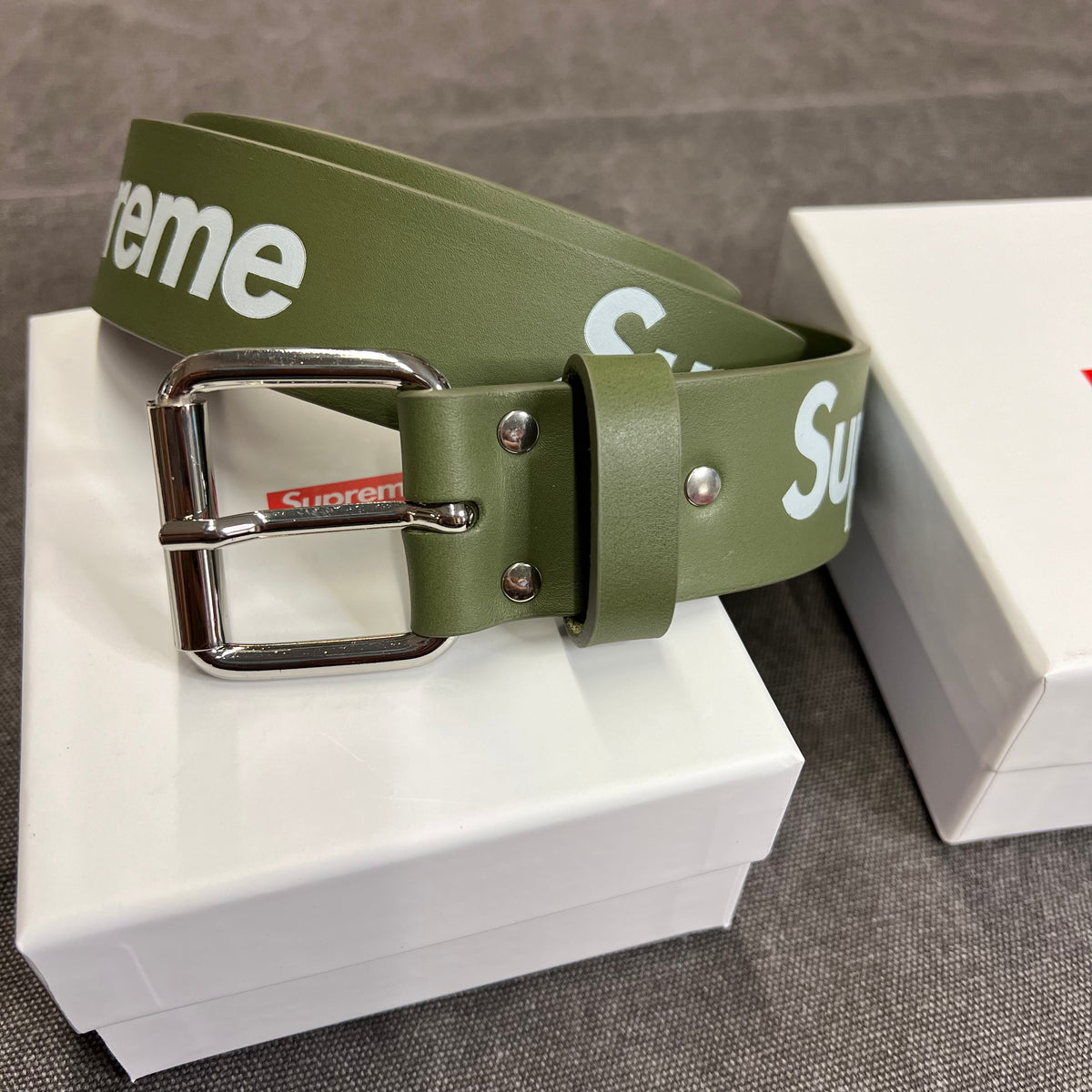 SUPREME REPEAT LEATHER BELT – Trade Point_HK