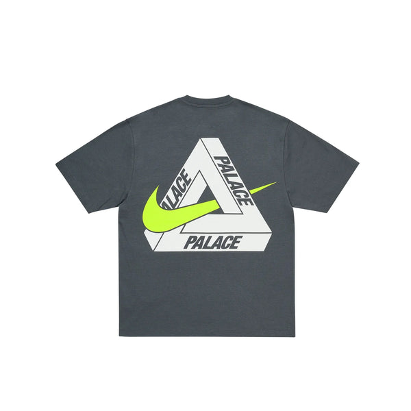 PALACE NIKE TRI SWOOSH T-SHIRT