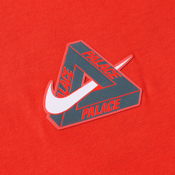 PALACE NIKE ENGLAND T-SHIRT