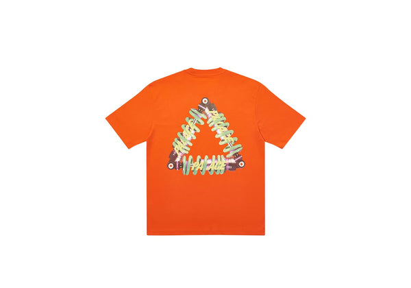 PALACE SKATEBOARDS TRI-PUMPING T-SHIRT