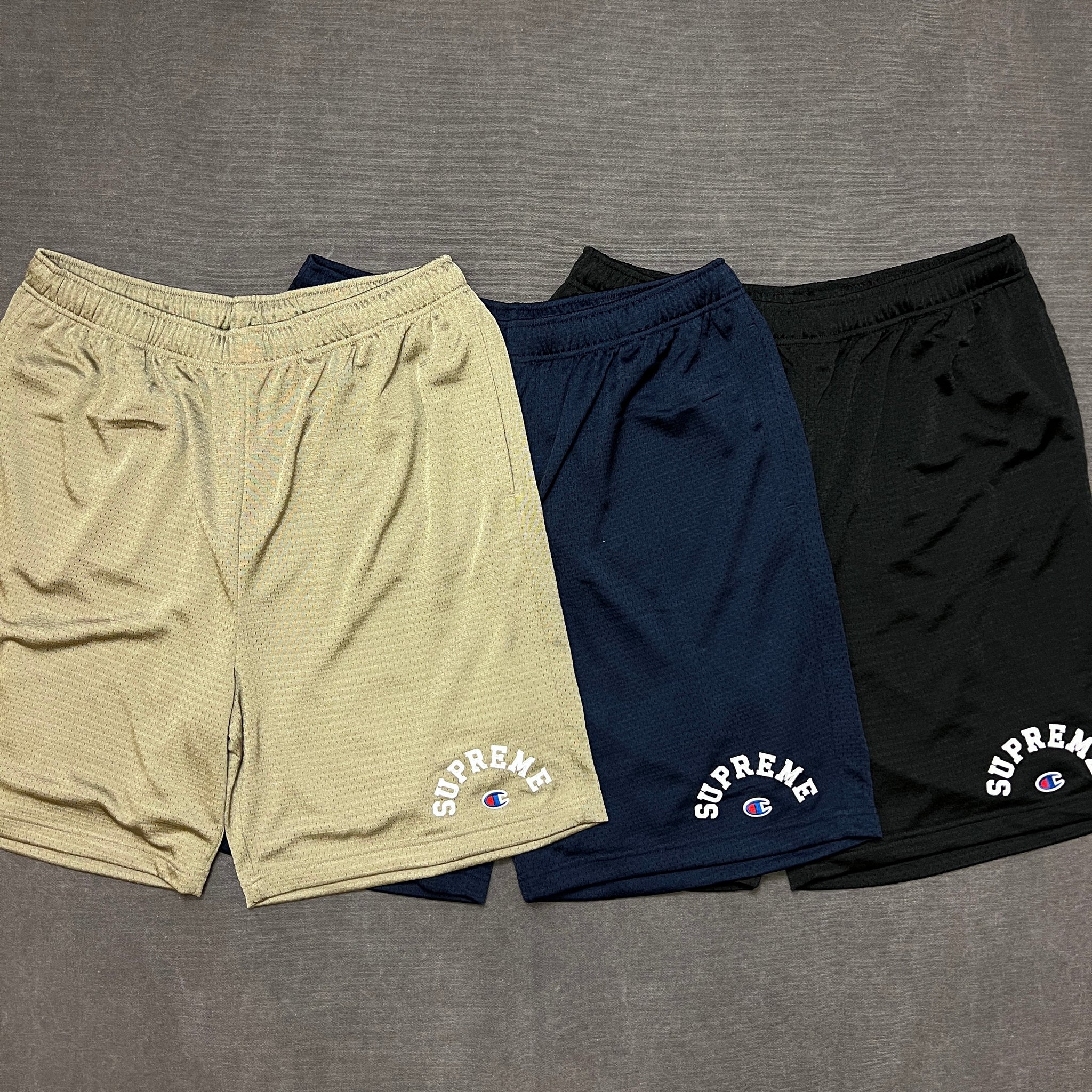 SUPREME CHAMPION MESH SHORT