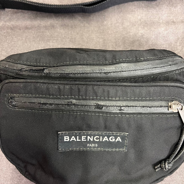 [PRE OWNED]-BALENCAIGA WAIST BAG