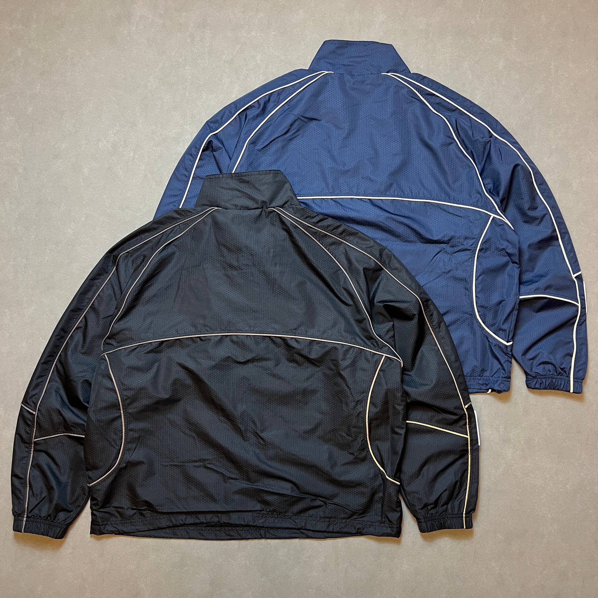 C7C6686C-76B8-4604-A6AD-