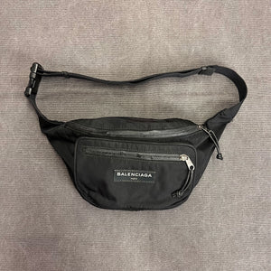 [PRE OWNED]-BALENCAIGA WAIST BAG