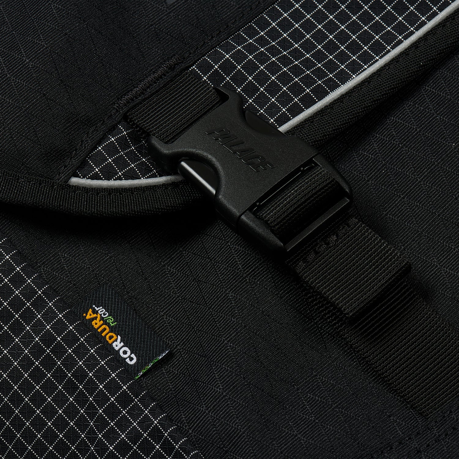 バッグ PALACE CORDURA REFLEX RS SHOULDER BAG CORDURA REFLEX RS SHOULDER BAG | PALACE SKATEBOARDS