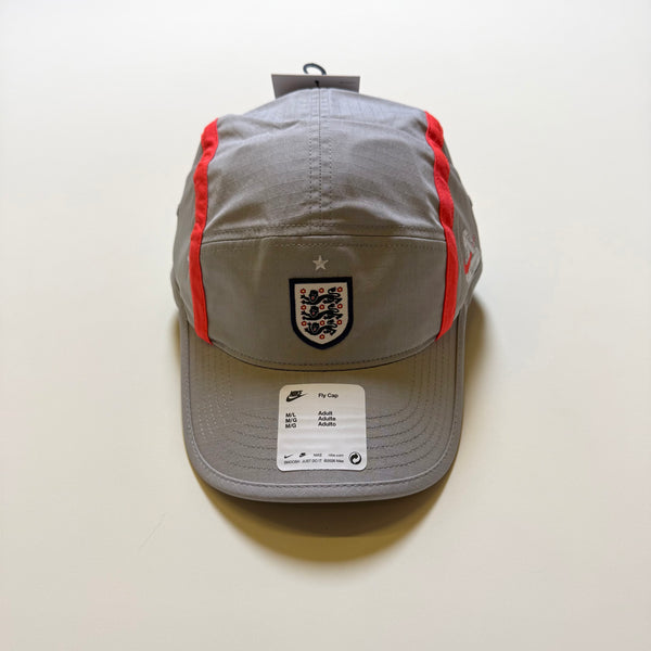 PALACE NIKE ENGLAND UNSTRUCTURED CAP