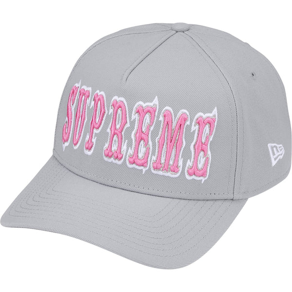SUPREME GOTHIC OUTLINE ADJUSTABLE NEW ERA