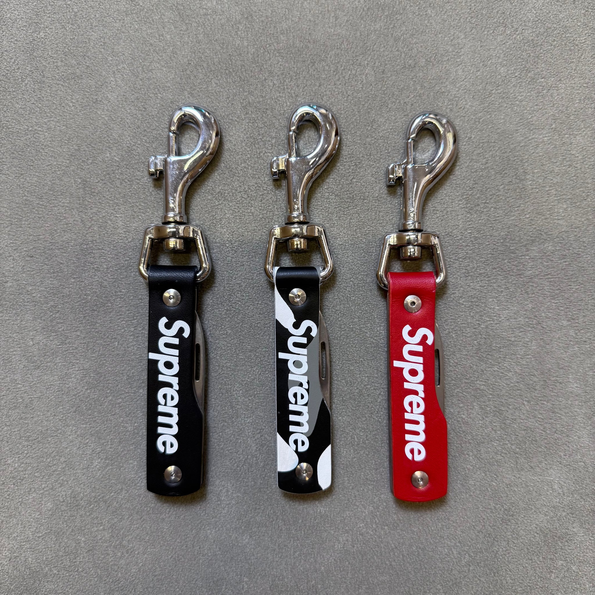 SUPREME LEATHER CLIP KNIFE