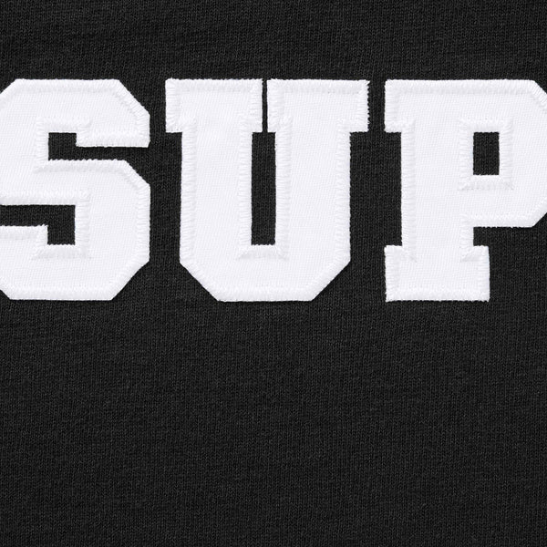 SUPREME COLLEGIATE APPLIQUE SS TOP