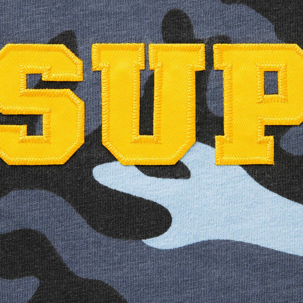 SUPREME COLLEGIATE APPLIQUE SS TOP