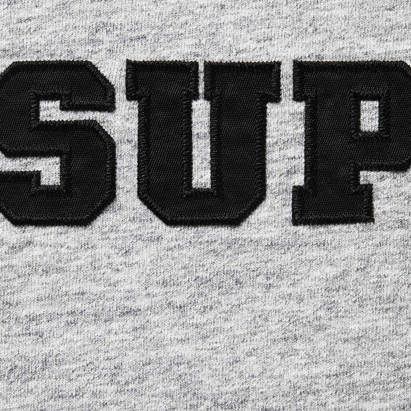 SUPREME COLLEGIATE APPLIQUE SS TOP