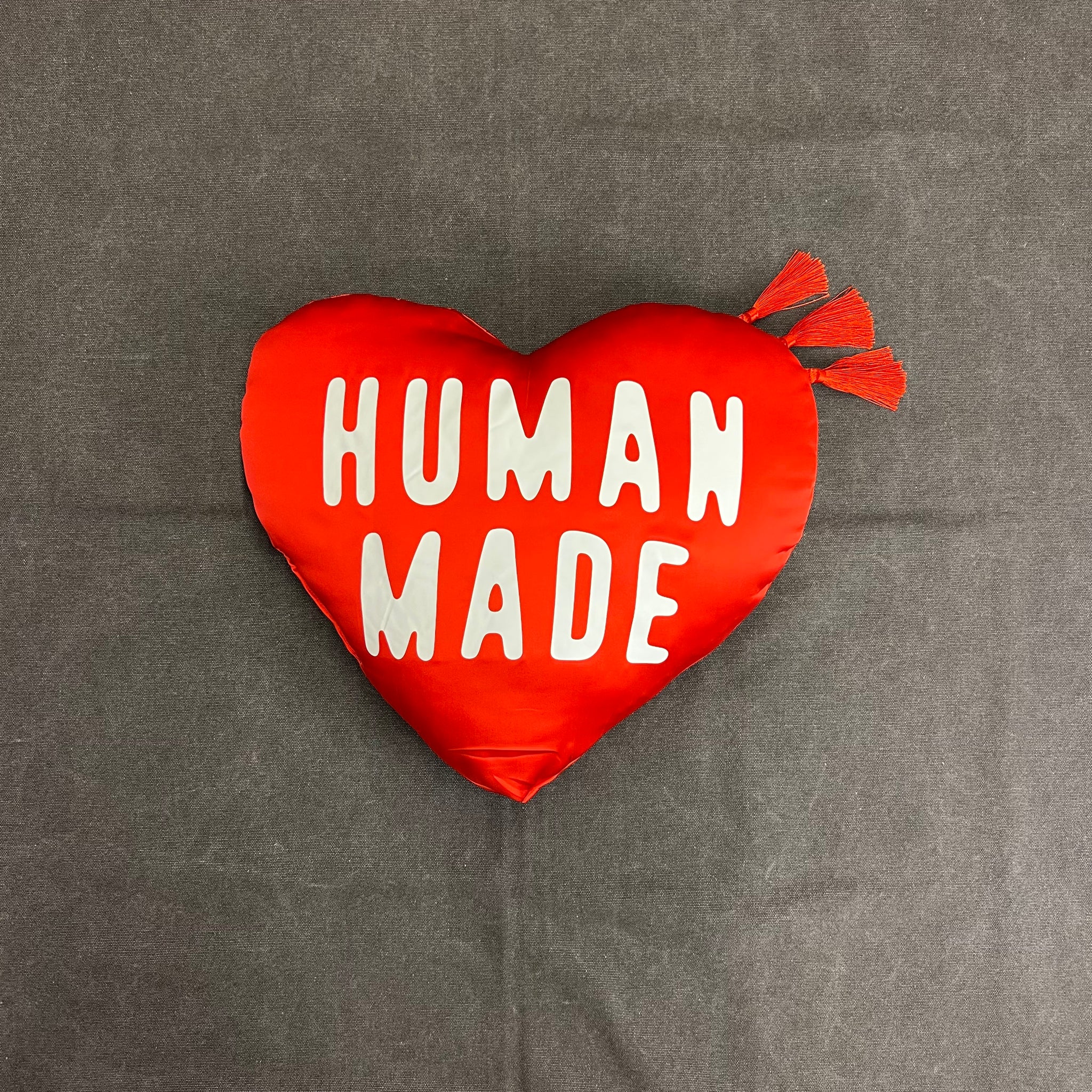 HUMAN MADE HEART CUSHION – Trade Point_HK HUMAN MADE HEART CUSHION – Trade Point_HK