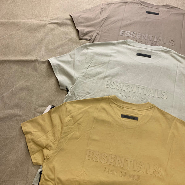 FEAR OF GOD ESSENTIALS SHORT SLEEVE TEE FW21-1