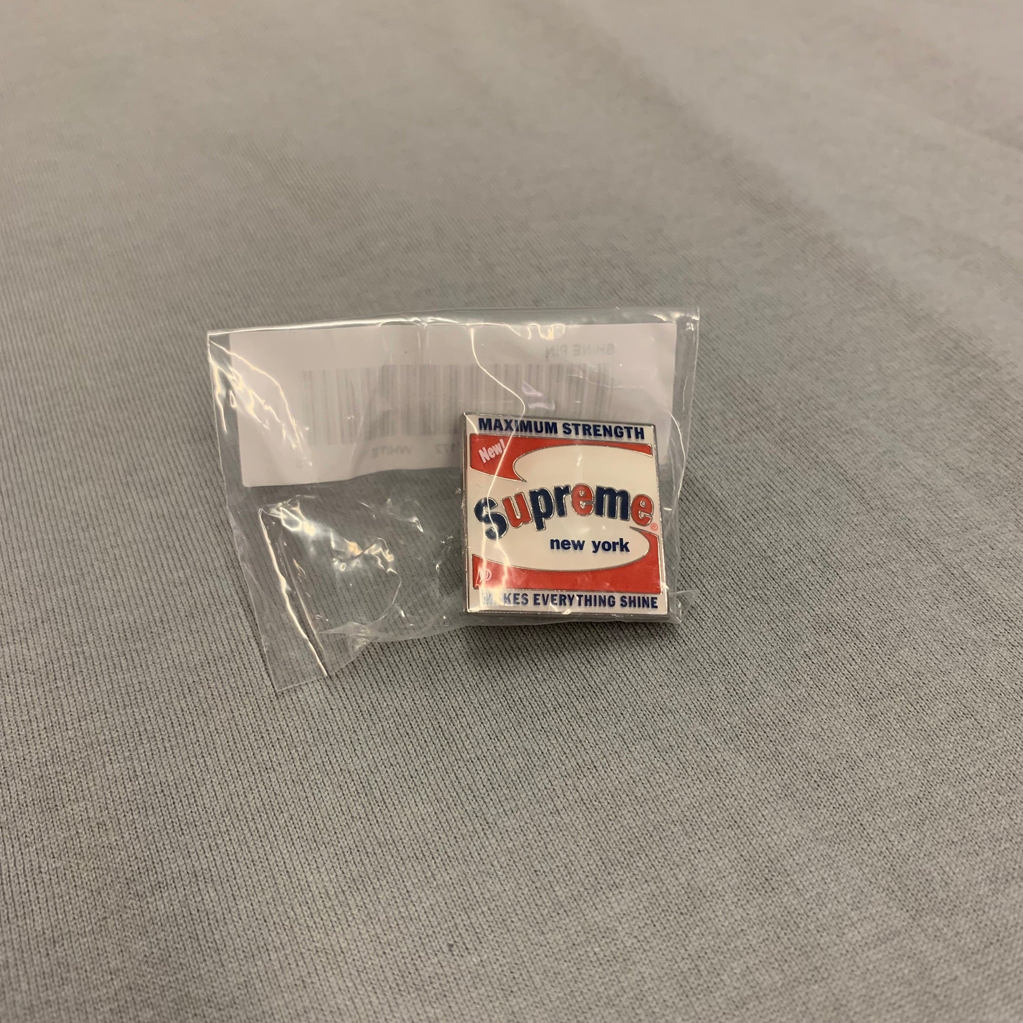 SUPREME SHINE PIN