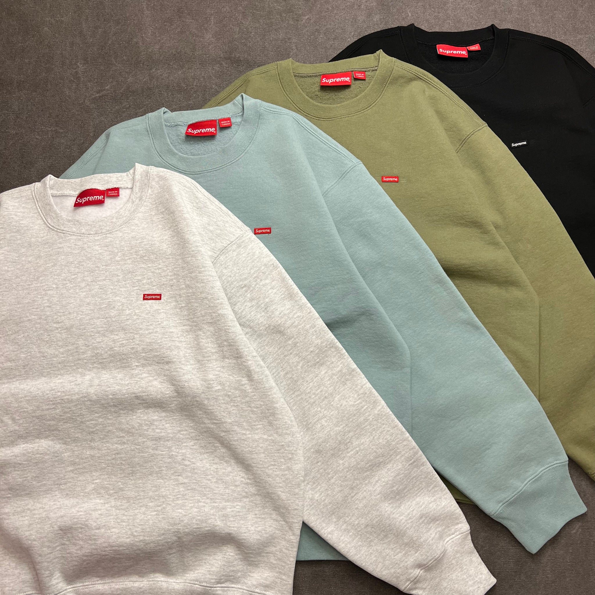 SUPREME SMALL BOX CREWNECK FW22 – Trade Point_HK