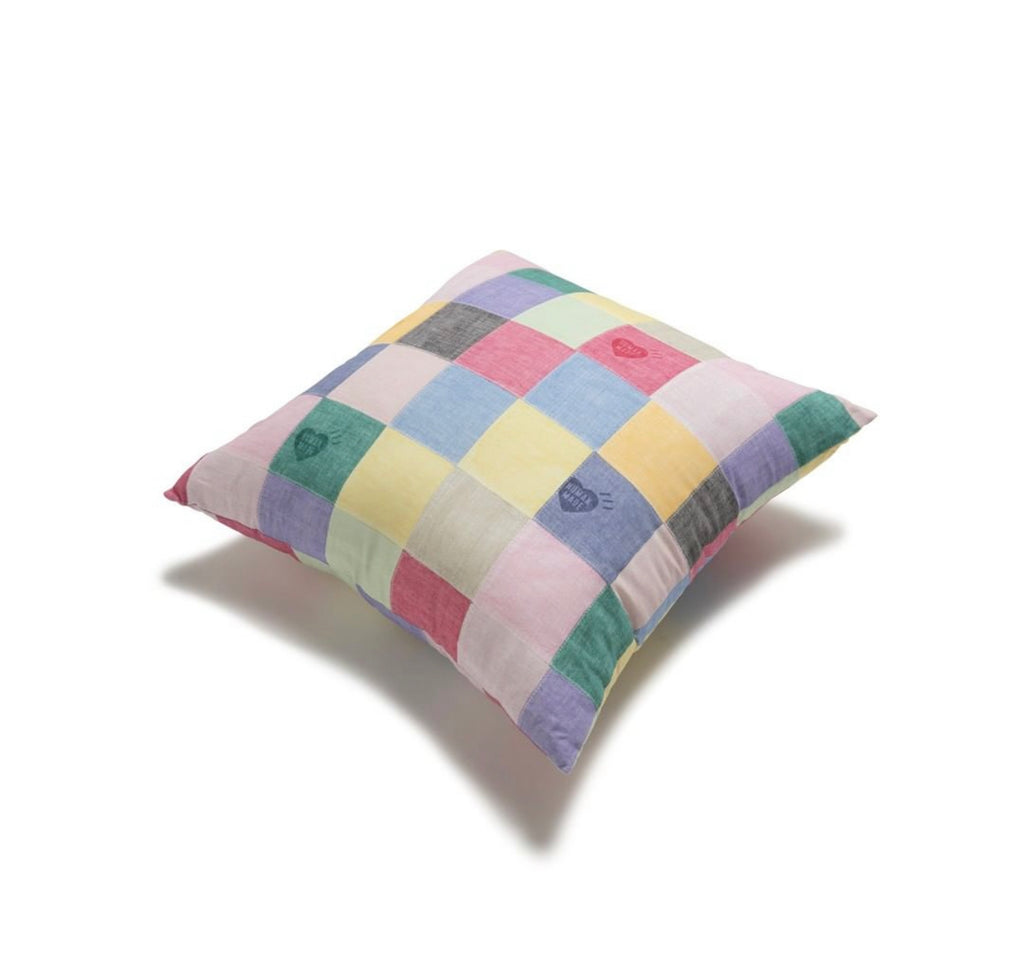 目玉送料無料 HUMAN MADE PATCHWORK CUSHION ブルー | rpagrimensura