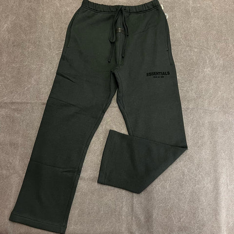 FEAR OF GOD ESSENTIALS RELAXED SWEATPANT FW22