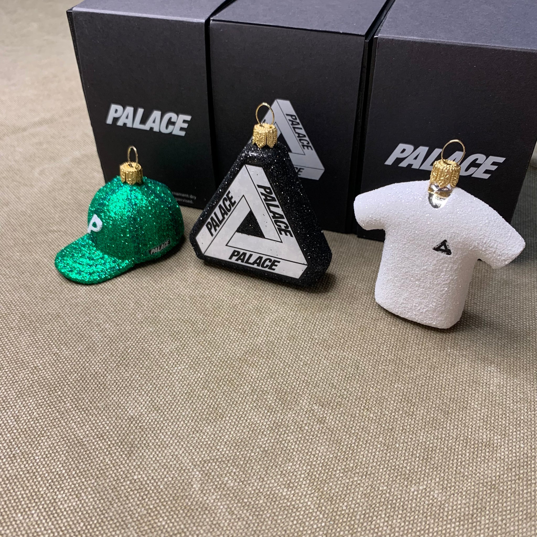 PALACE SKATEBOARDS BAUBLE FW21